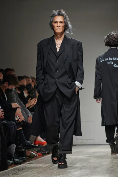 Look 38